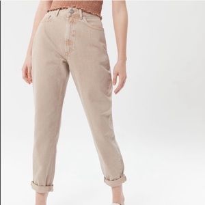 NWOT Urban Outfitters BDG High-Waisted Mom Jean